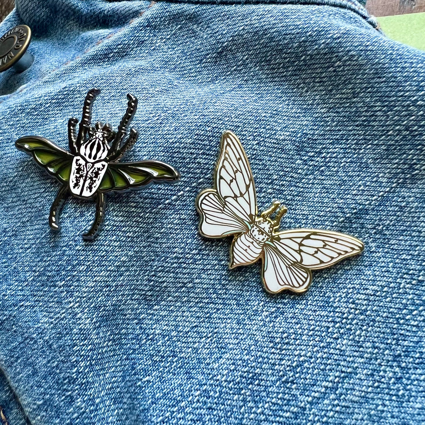 Ghost Cicada Enamel Pin